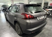 Peugeot 2008 4