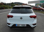 Volkswagen T-Roc 8