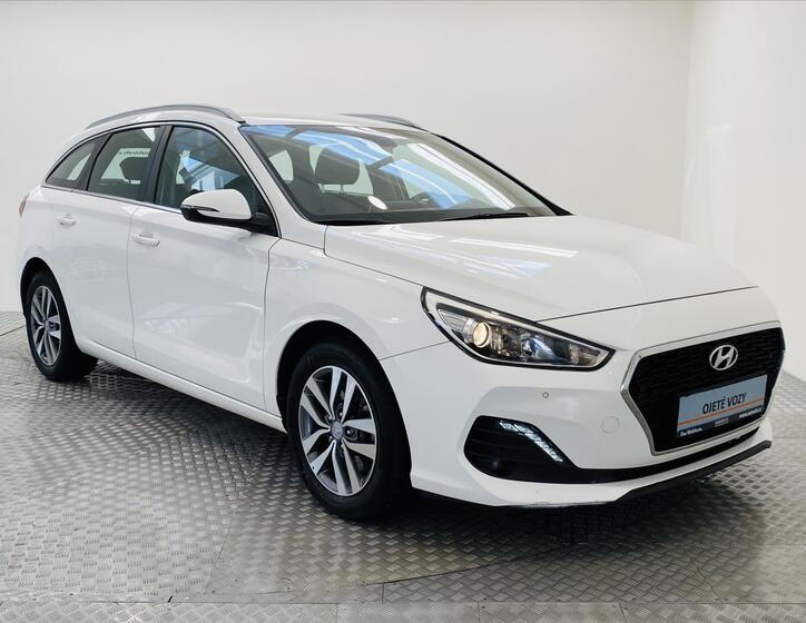 Hyundai i30 25