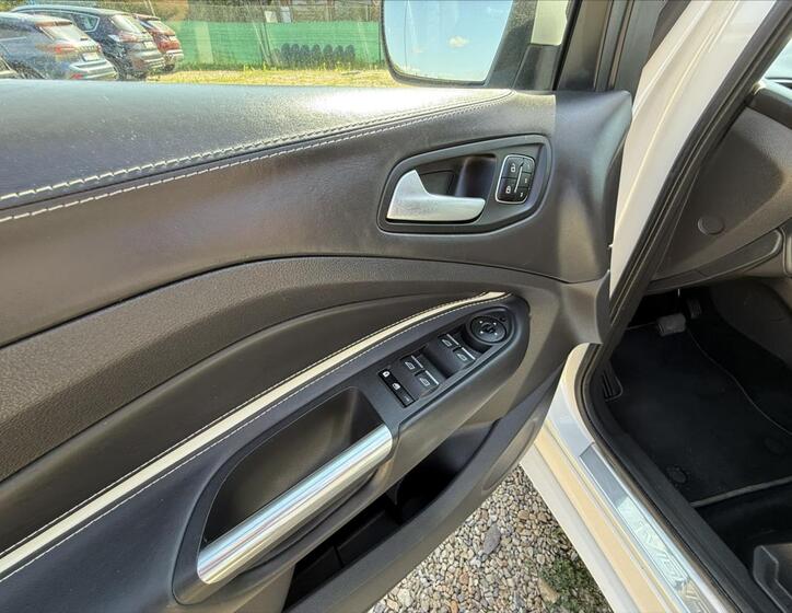 Ford Kuga 6