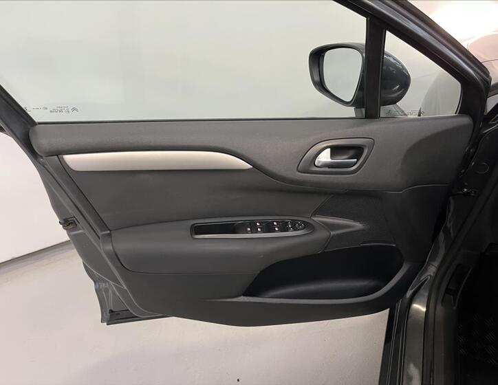 Citroën C4 17