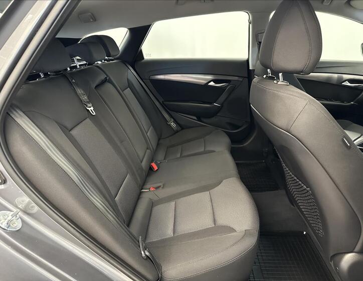 Hyundai i40 22