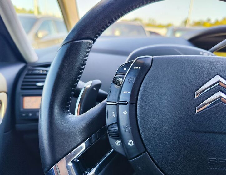 Citroën C4 Picasso 19