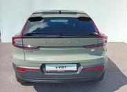 Volvo C40 8