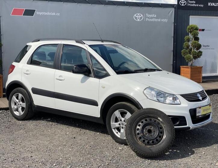 Suzuki SX4 1
