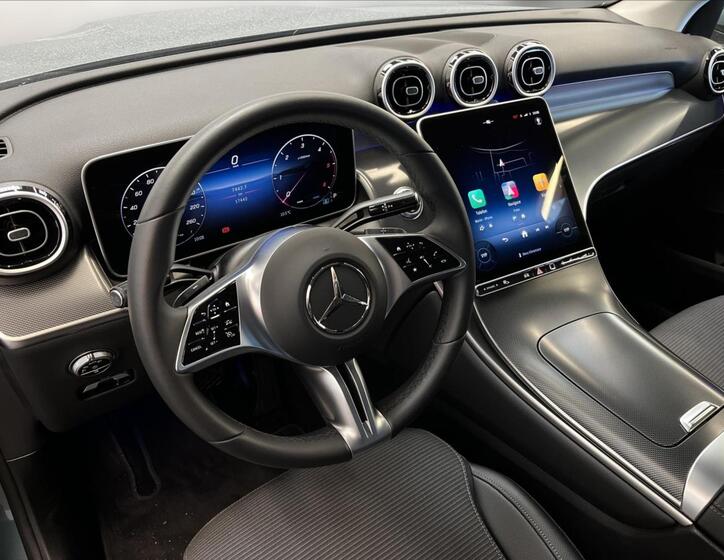 Mercedes-Benz GLC 9