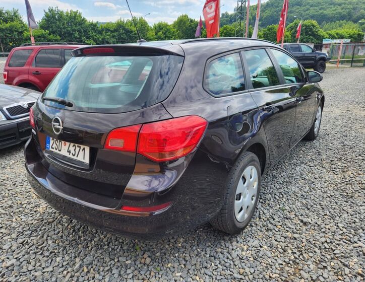 Opel Astra 4