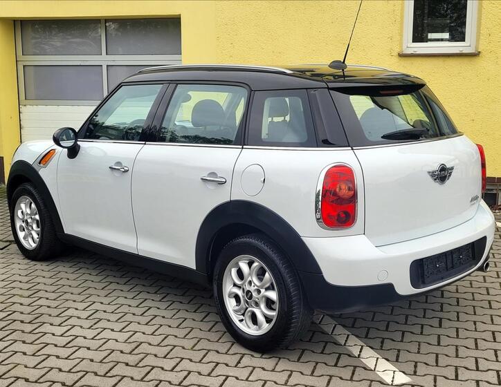 Mini Countryman 7