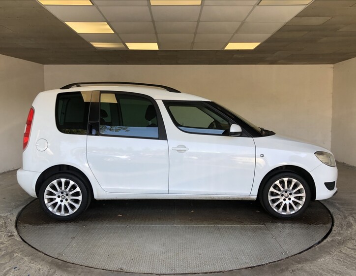 Škoda Roomster 8