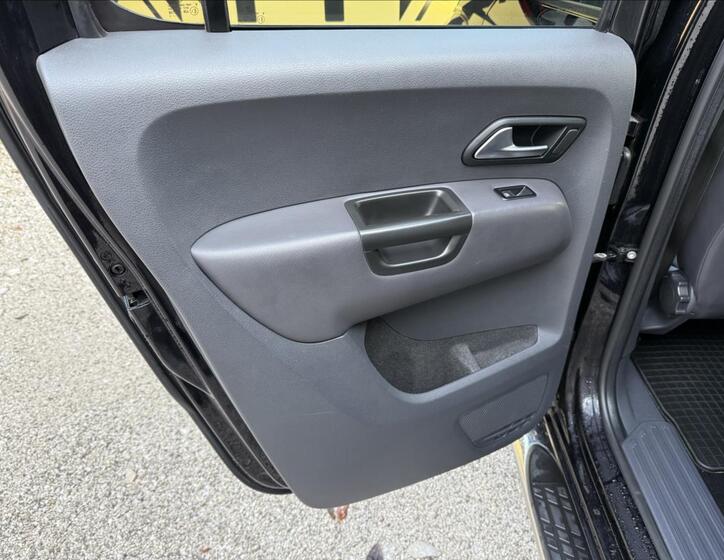 Volkswagen Amarok 9