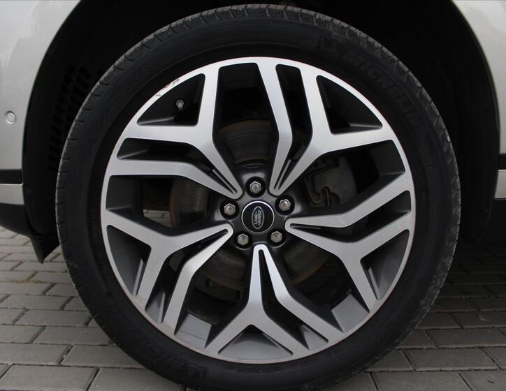 Land Rover Range Rover Velar 9