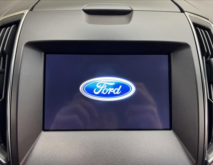 Ford Edge 19