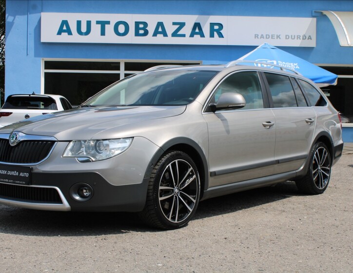 Škoda Superb 1