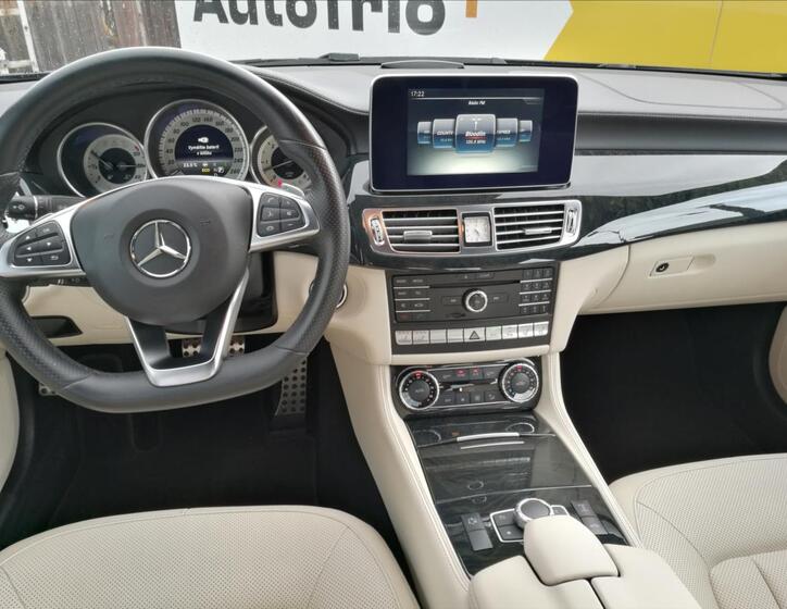 Mercedes-Benz CLS 5