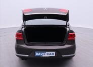 Volkswagen Passat 9