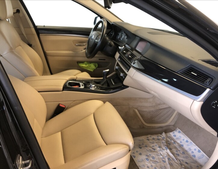 BMW Řada 5 12