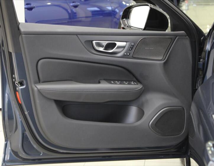 Volvo S60 19