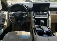 Toyota Land Cruiser 10