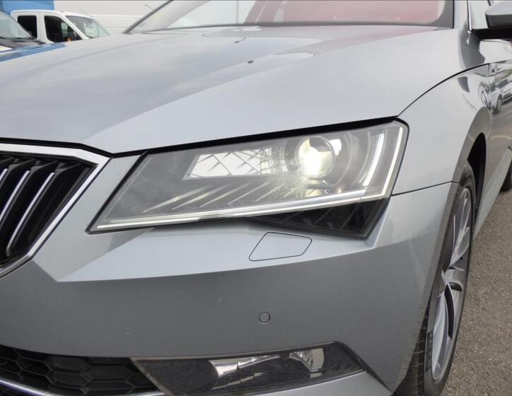 Škoda Superb 69