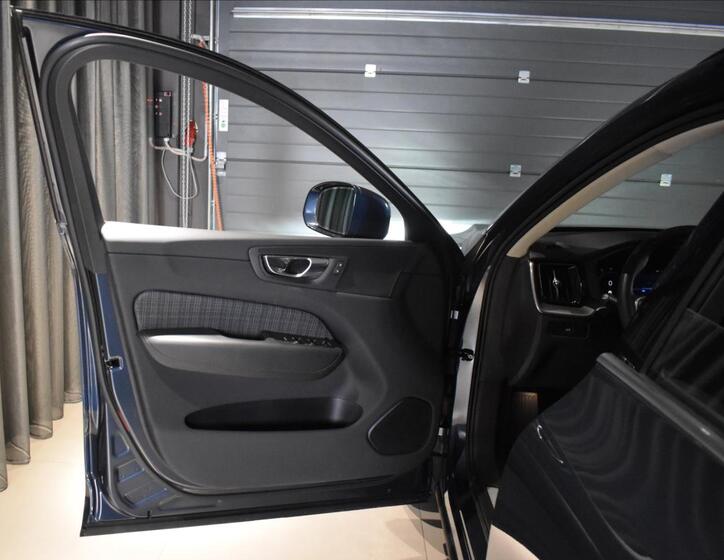 Volvo XC60 16