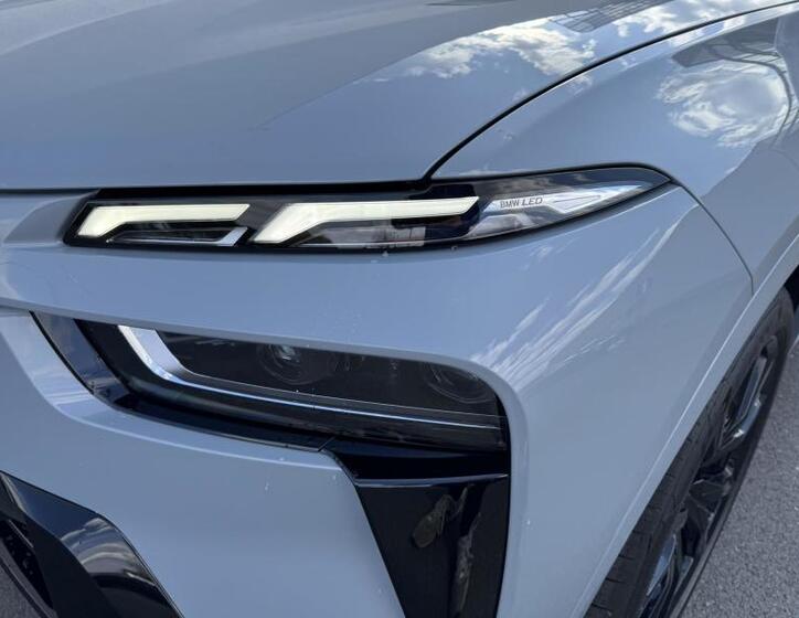 BMW X7 21
