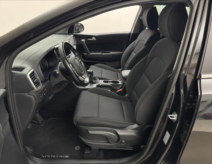 KIA Sportage 32