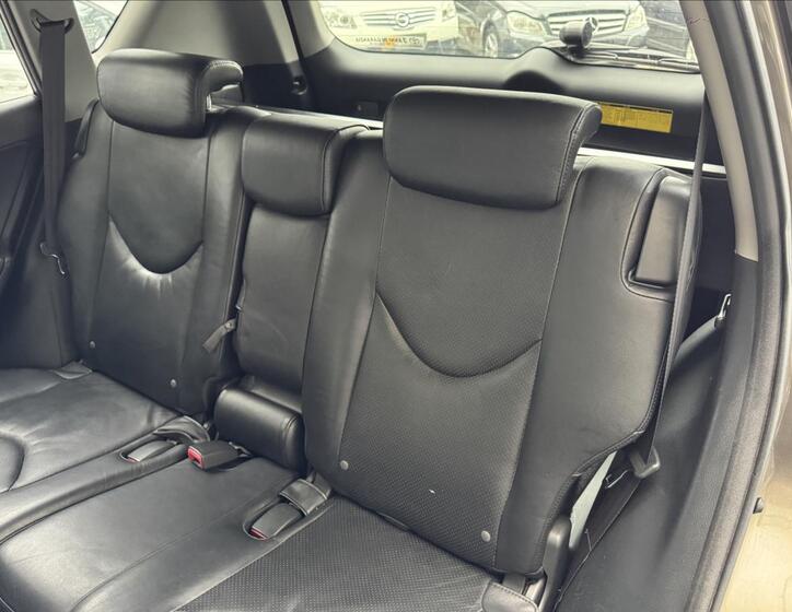 Toyota RAV4 32