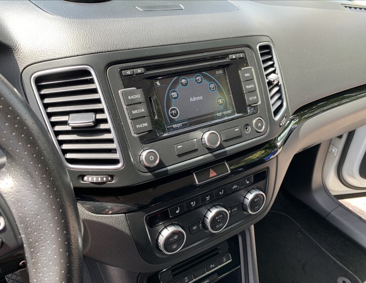 Seat Alhambra 11