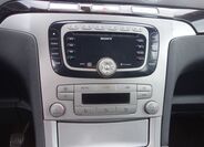 Ford Galaxy 13