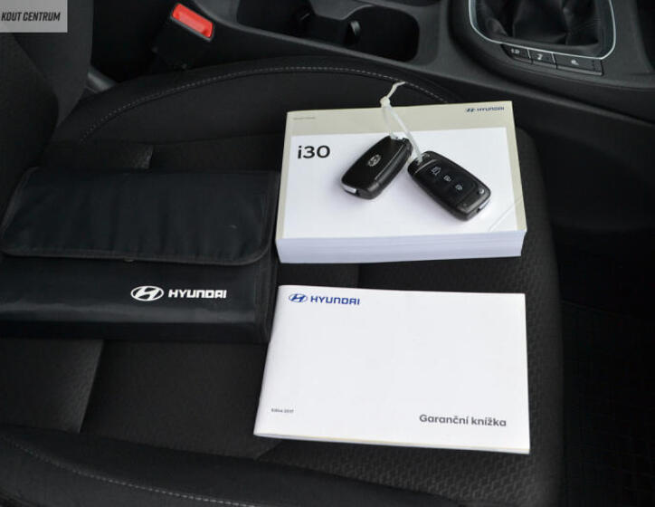Hyundai i30 43