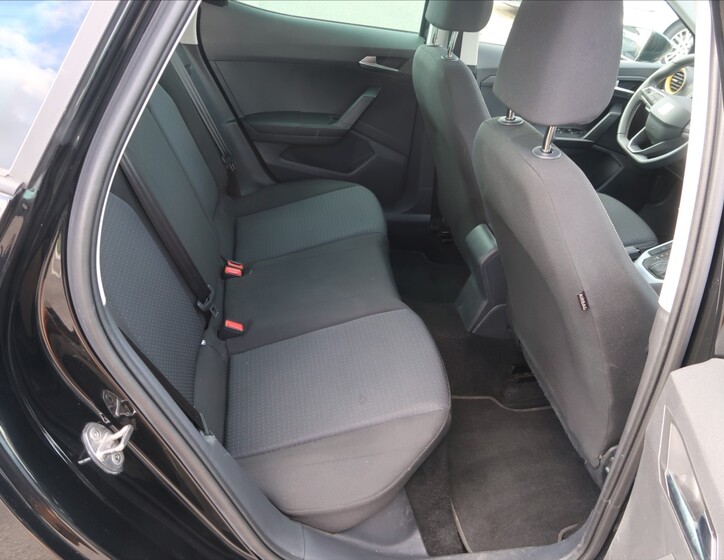Seat Arona 13