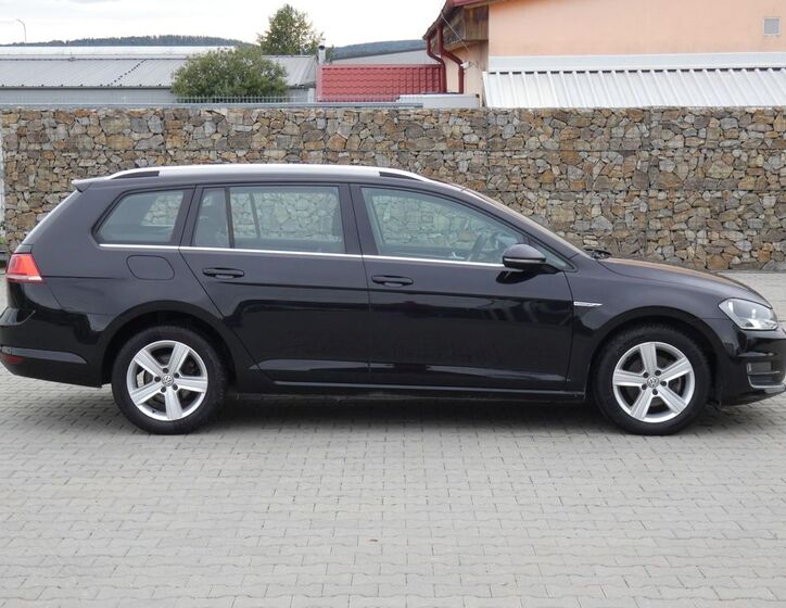 Volkswagen Golf 13