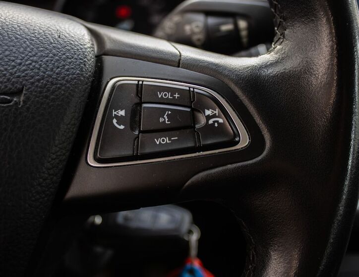 Ford Focus 24