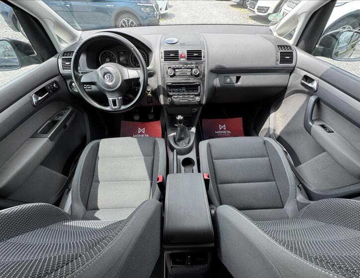 Volkswagen Touran 10