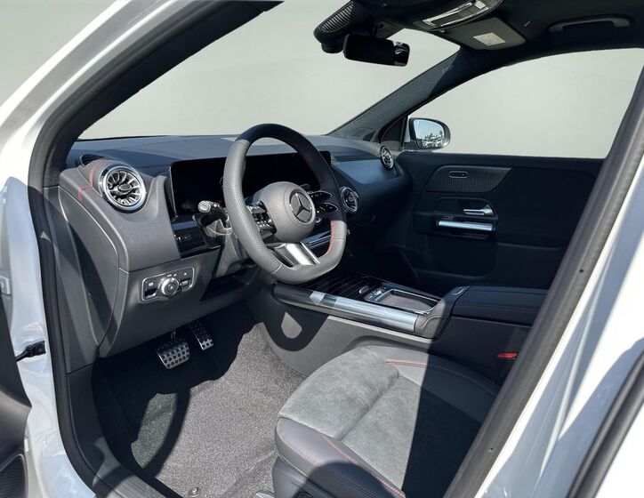 Mercedes-Benz EQA 9