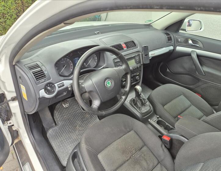 Škoda Octavia 12