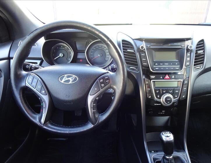 Hyundai i30 34