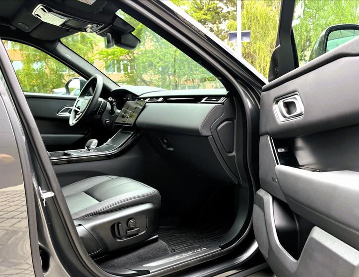 Land Rover Range Rover Velar 28