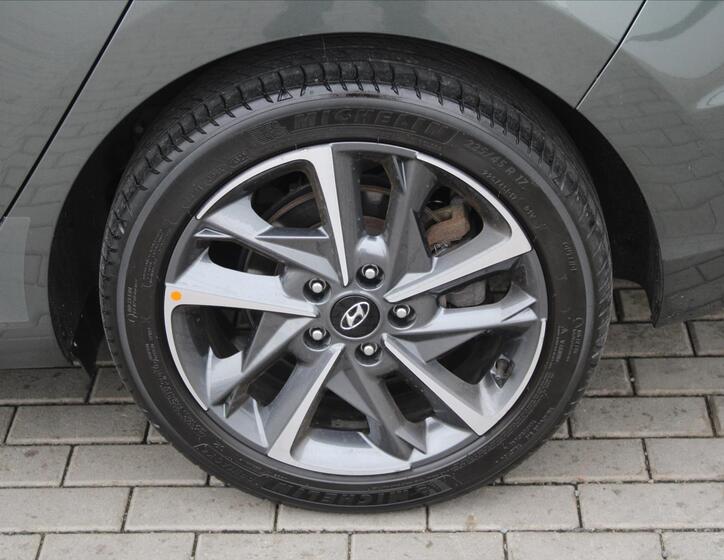 Hyundai i30 9