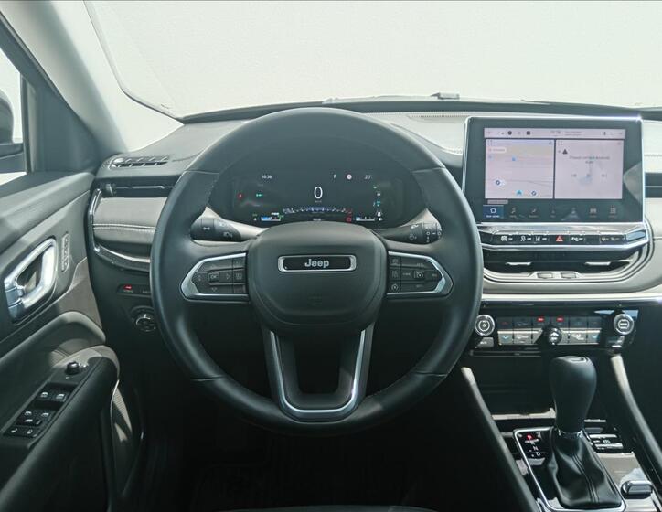Jeep Compass 14