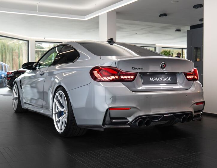 BMW M4 4