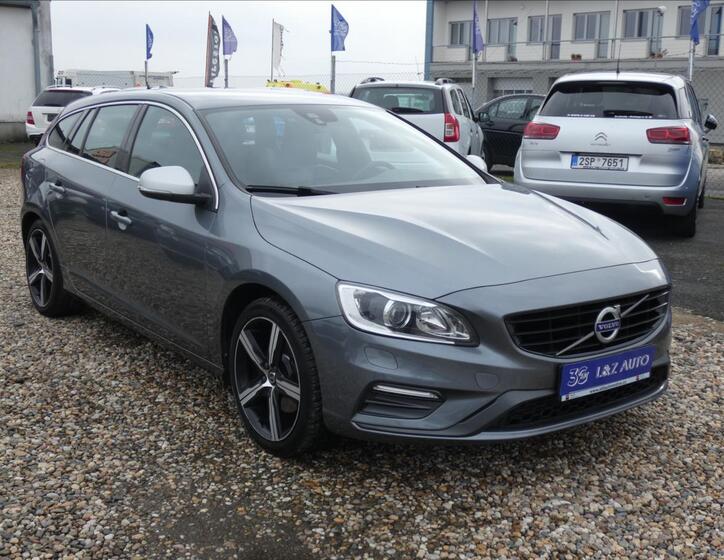 Volvo V60 3