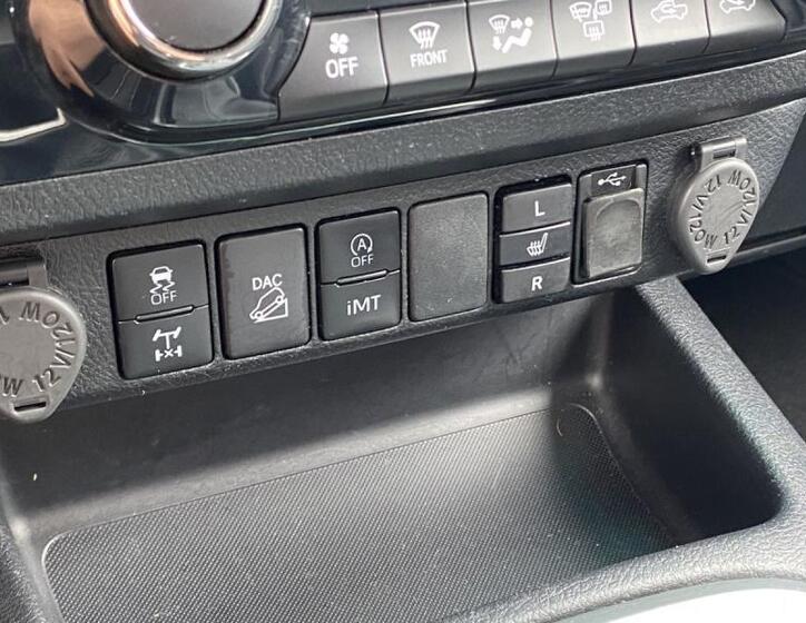 Toyota Hilux 25