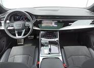 Audi Q8 17