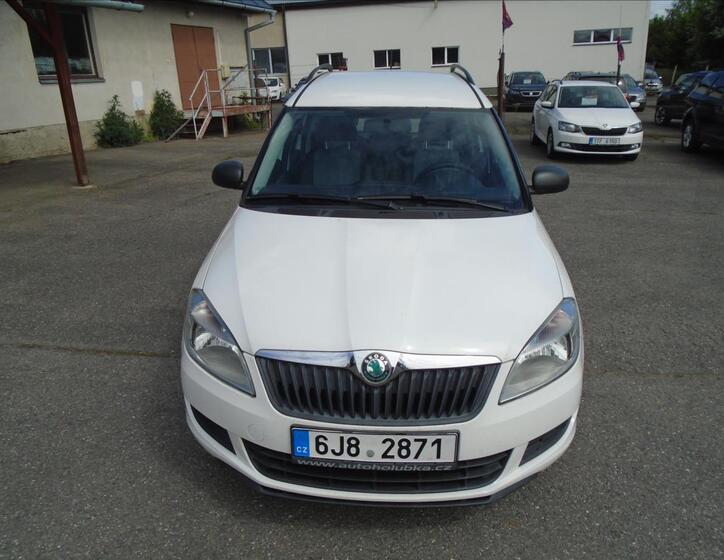 Škoda Roomster 7