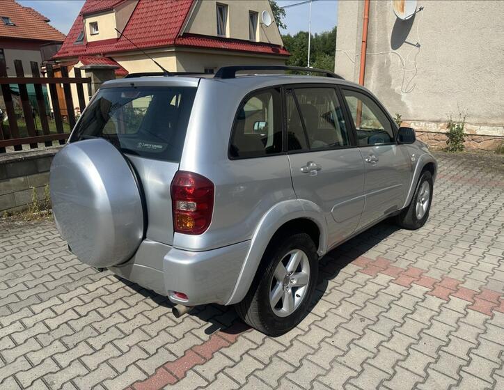 Toyota RAV4 3