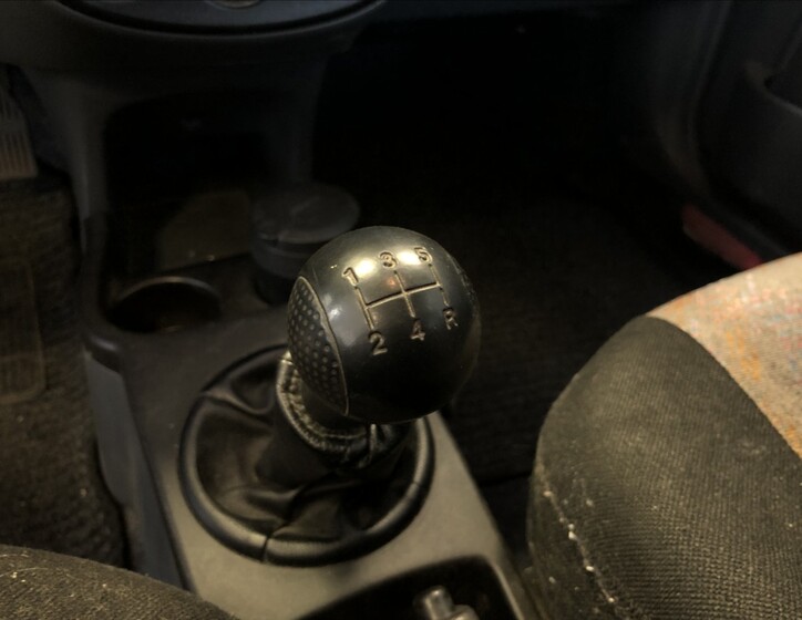 Chevrolet Spark 15