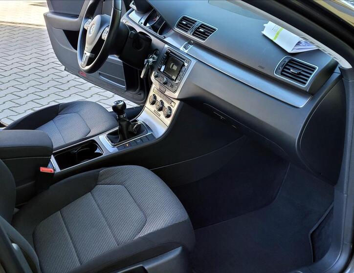 Volkswagen Passat 31