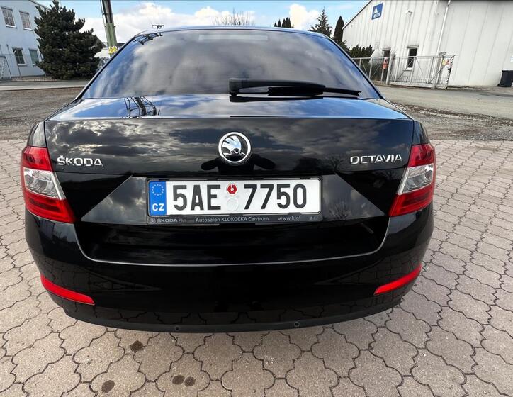 Škoda Octavia 9