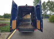 Mercedes-Benz Sprinter 13